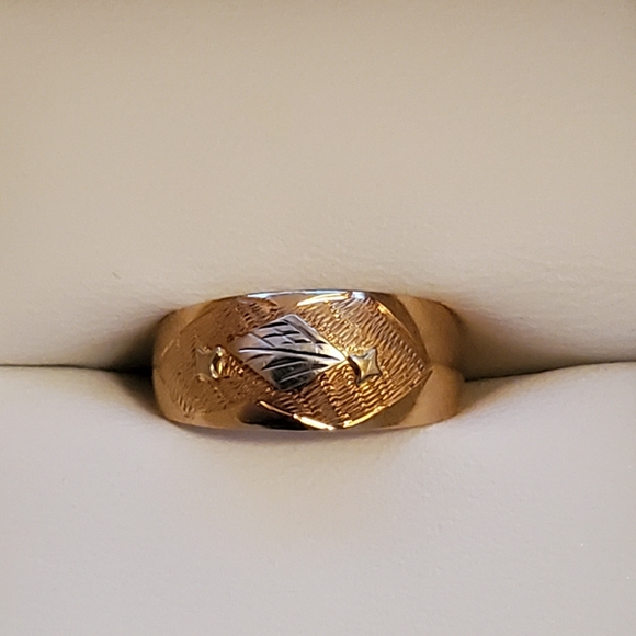 18k solid yellow and white gold pinky ring/band - Picture 5 of 11